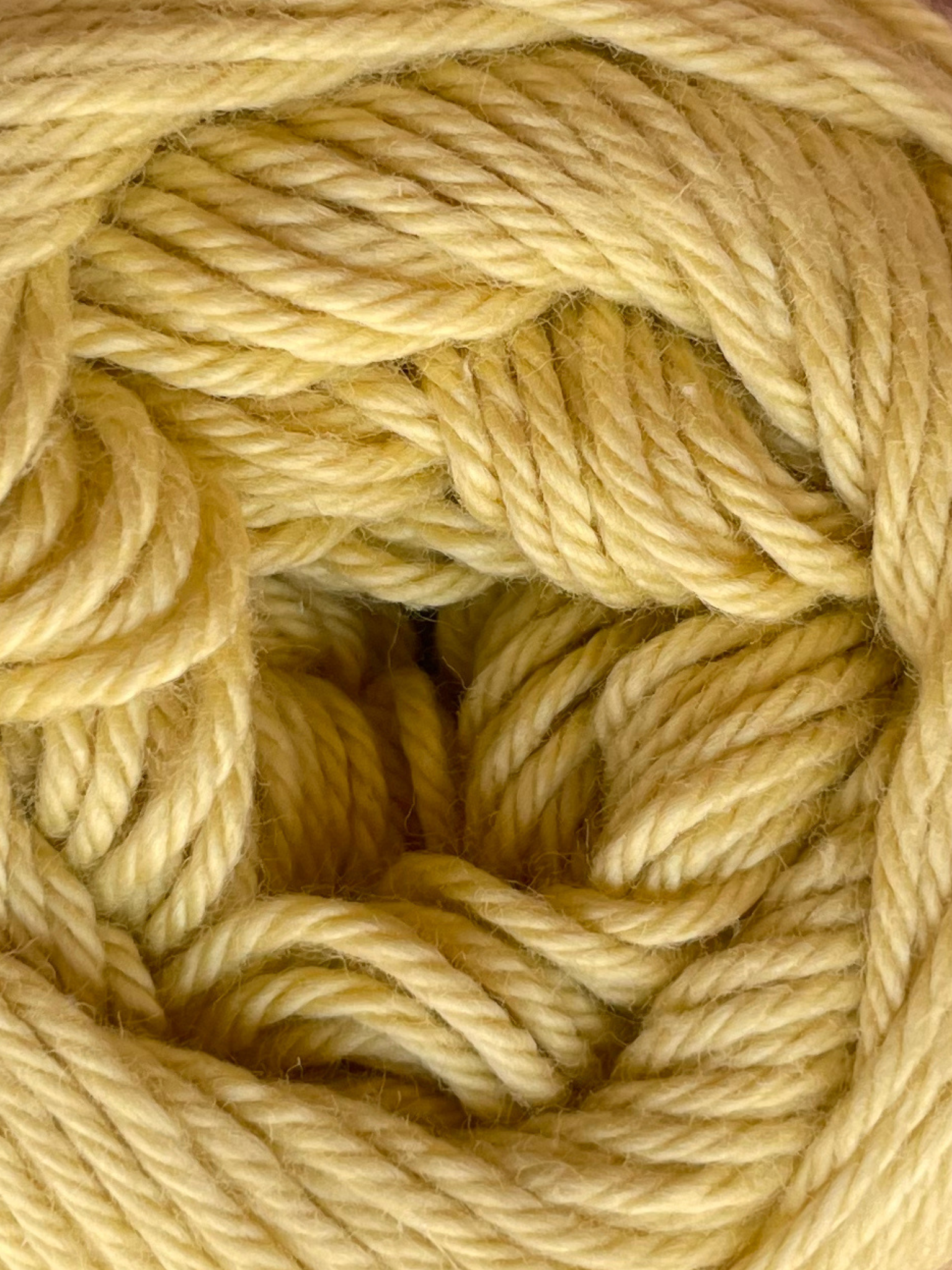 Pastel Yellow - KK 8/4 bomuldsgarn
