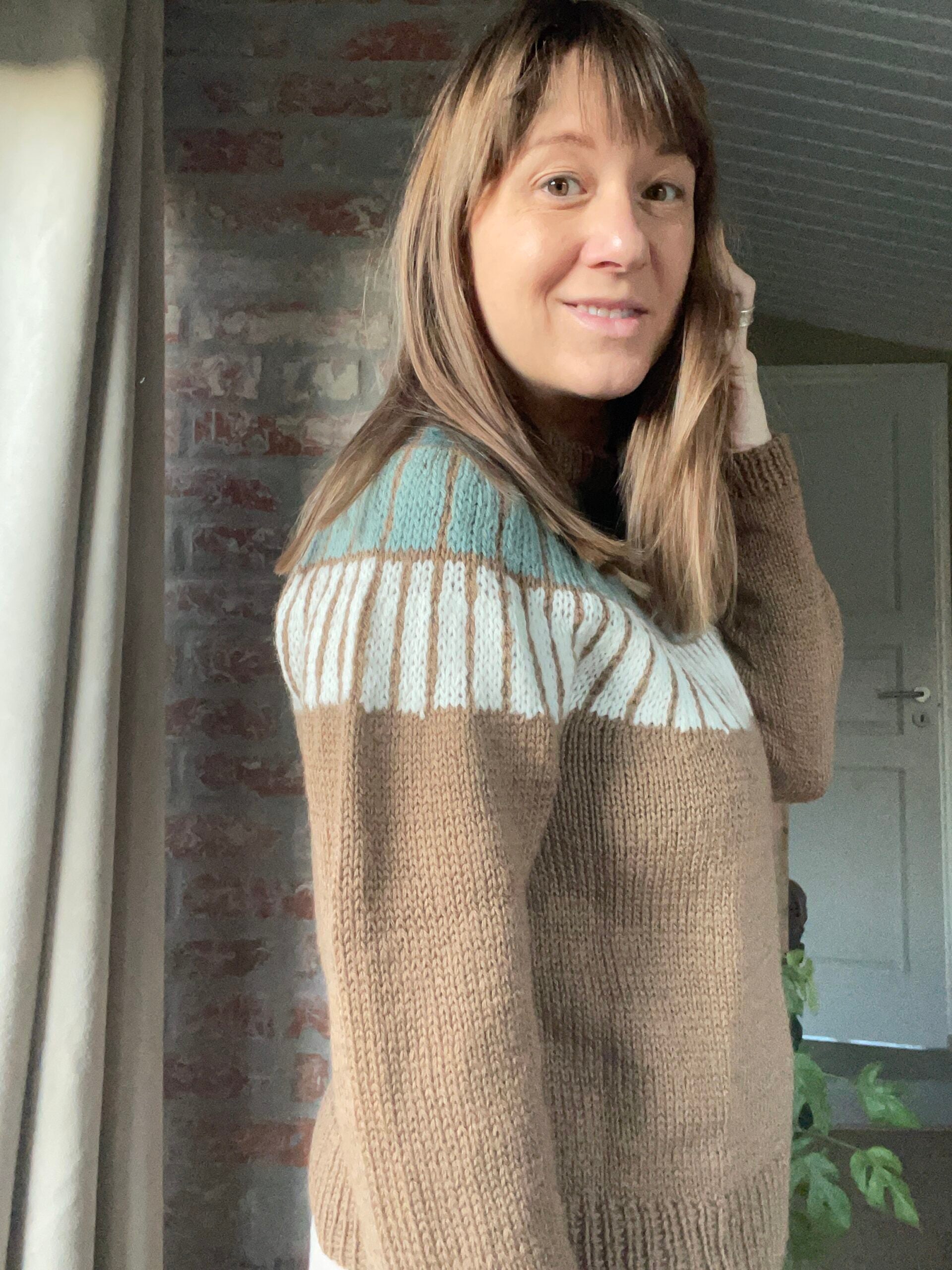 Fannik Sweater