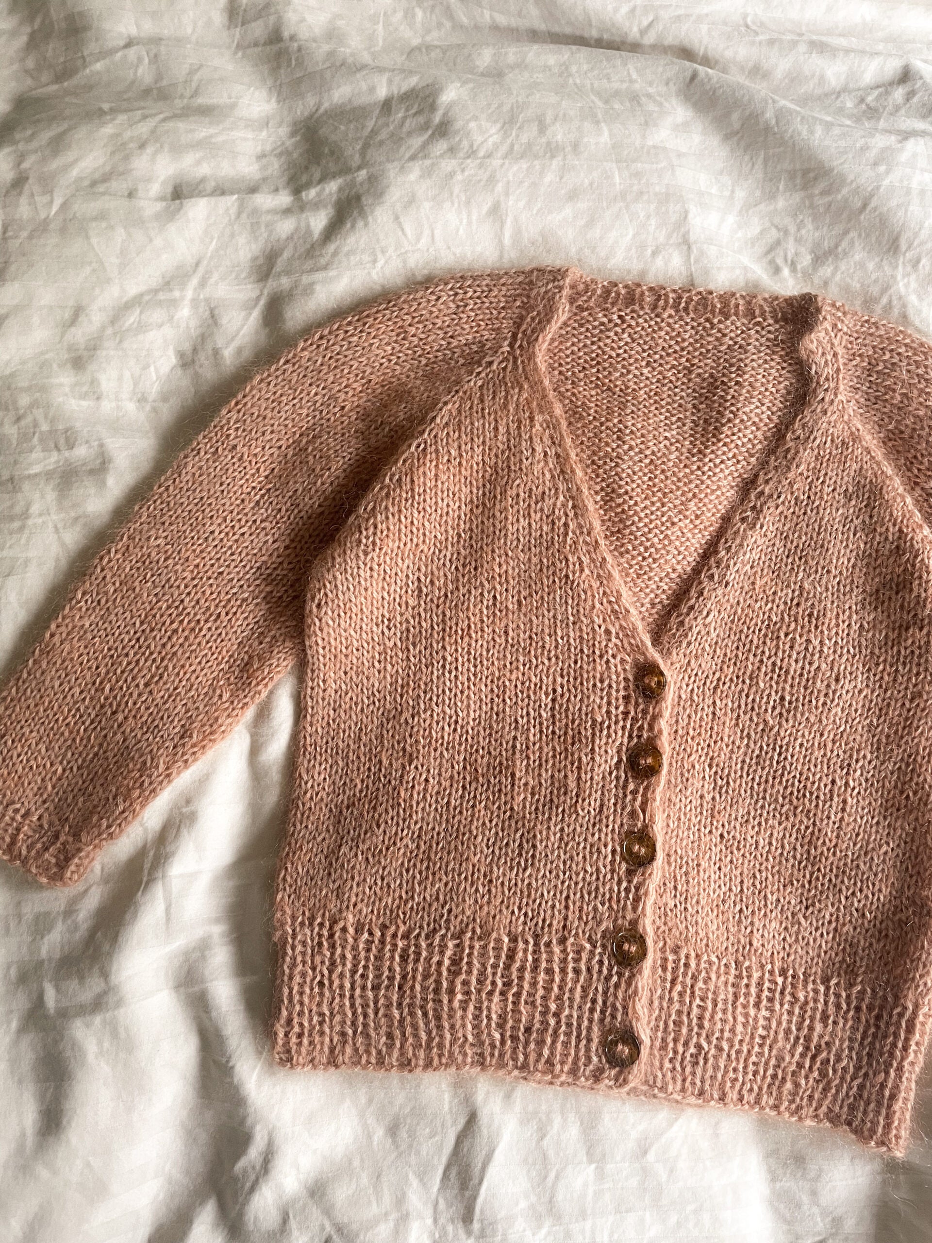 Solfald Cardigan Strikkekit